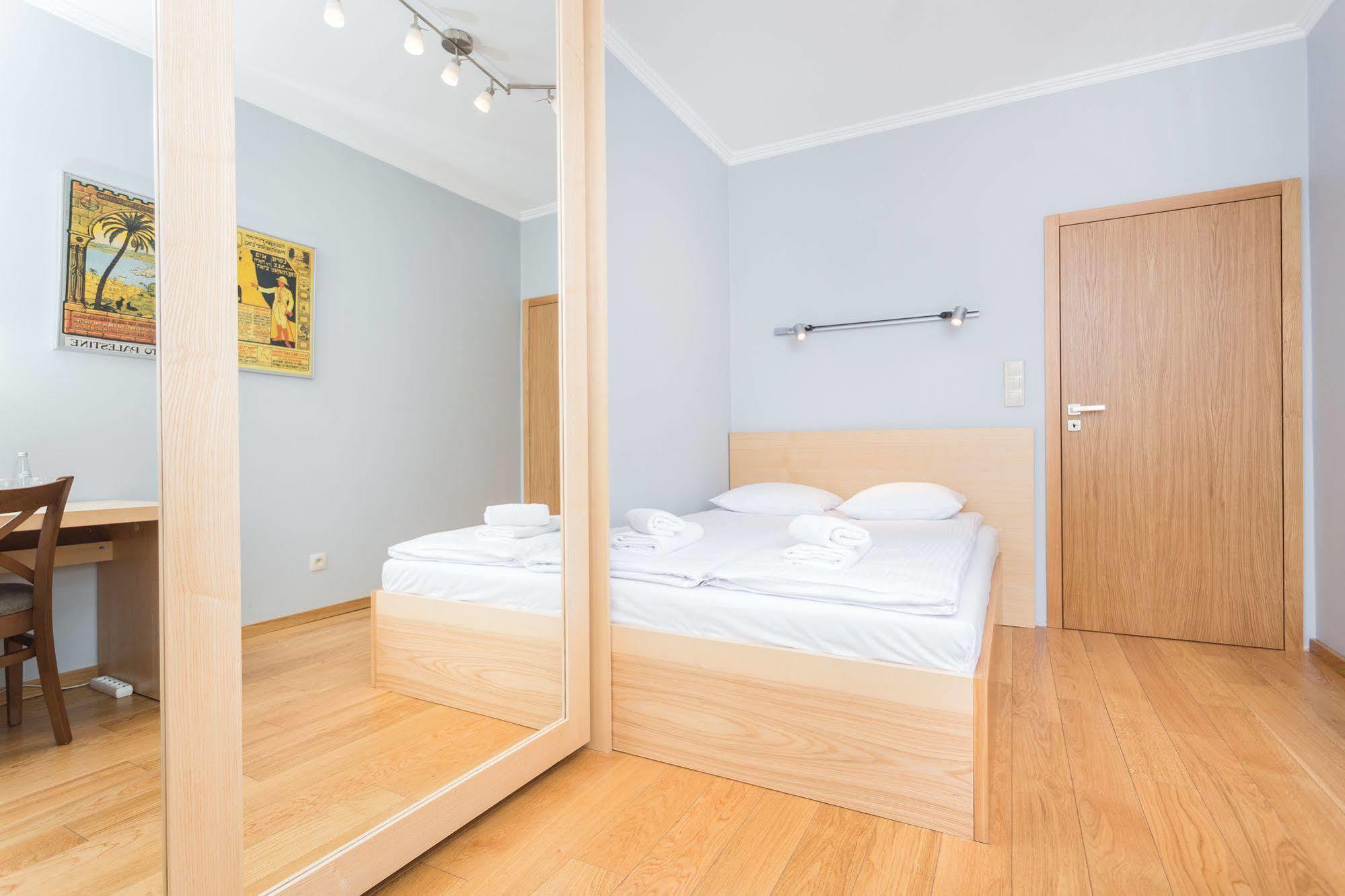 קרקוב Inpoint Old Town Szeroka Apartments מראה חיצוני תמונה